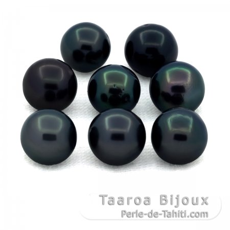 Lot of 8 Tahitian Pearls Round C/D from 7.4 to 7.8 mm