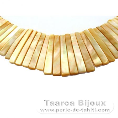 Australian Mother-of-pearl necklace - Length = 38 cm