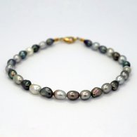 29 Tahitian Keishis Bracelet and 18K Gold