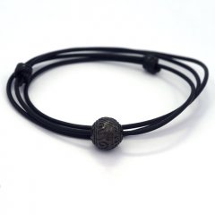 Leather Necklace and 1 Engraved Tahitian Pearl 12.7 mm