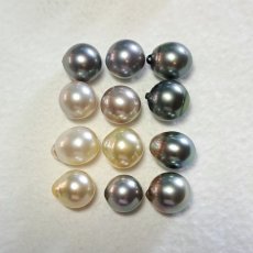 Lot of 12 Tahitian Pearls Semi-Baroque B, BC, C de 10.8  12.3 mm