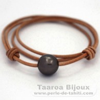 Leather Necklace and 1 Tahitian Pearl Round C 13.7 mm