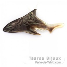 Tahitian Mother-of-Pearl Shark Pendant