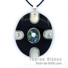 Mother-of-Pearl pendant and 3 Tahitian Keishis